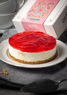 strawberry light cheesecake